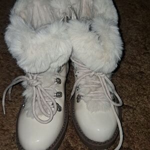 Women's Cream Kelly and Katie faux fur patents boots  women size  9m/40